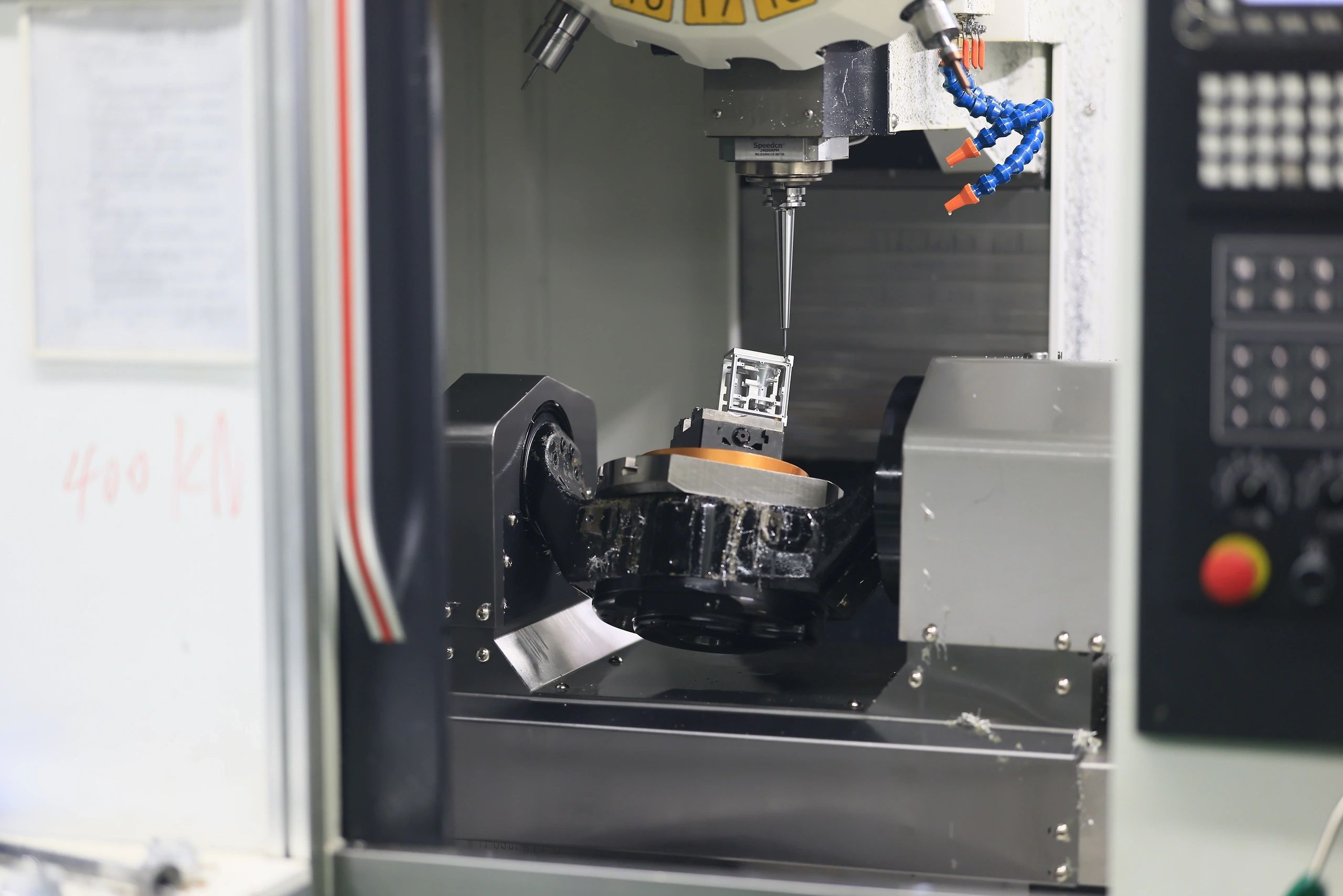 5-axis machined 7075 aluminium component for medical equipment, clear anodized